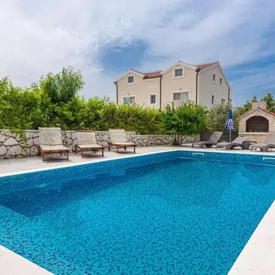 Awesome Home In Vodice