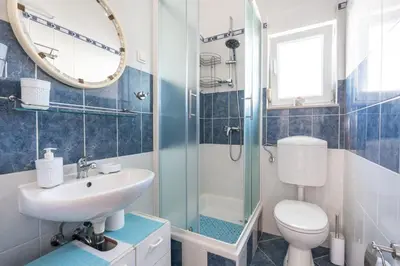 Kupaonica u objektu Apartments Malenica