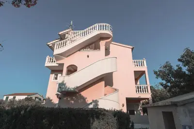 Zgrada u kojoj se nalazi apartman