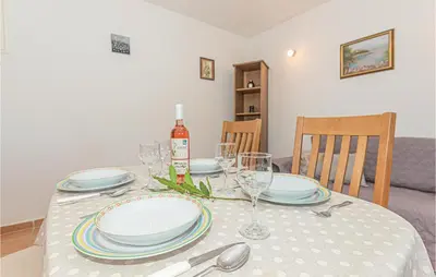 Tlocrt objekta One-Bedroom Holiday Home In Bilice