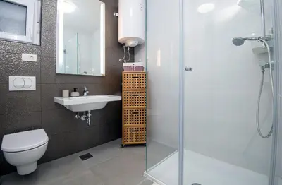 Kupaonica u objektu Villa Somnium near Trogir, pool and gym