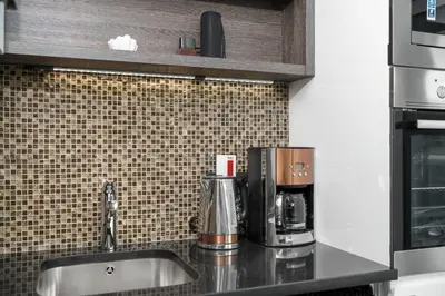 Kuhinja ili čajna kuhinja u objektu Alexandra Apartments