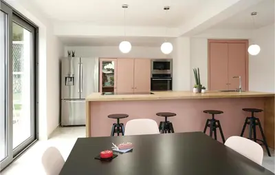 Kuhinja ili čajna kuhinja u objektu Seven-Bedroom Holiday Home In Zaboric