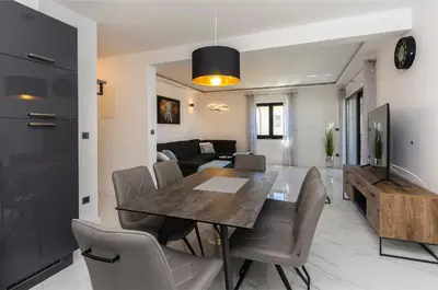TV i/ili zabavni centar u objektu Apartments Villa Casia