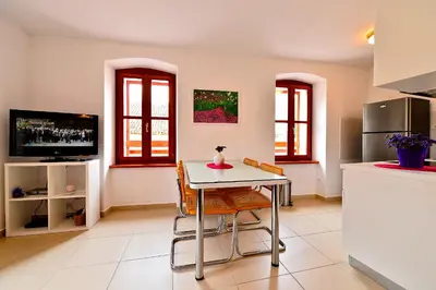 TV i/ili zabavni centar u objektu Sunny Bobica Apartments