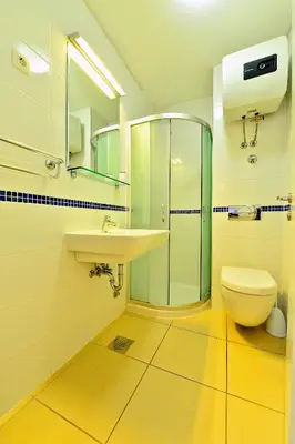 Kupaonica u objektu Sunny Bobica Apartments