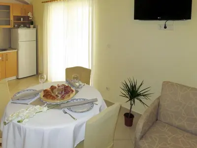 Hrana u apartmanu ili u blizini