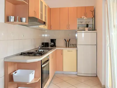 Kuhinja ili čajna kuhinja u objektu Apartment Toni-3 by Interhome