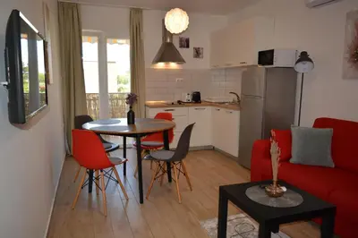 Kuhinja ili čajna kuhinja u objektu Sunny Day apartments