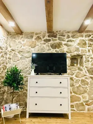 TV i/ili zabavni centar u objektu APARTMAN Captain Bervida Murter
