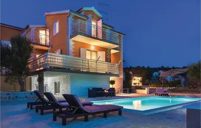 Tlocrt objekta Two-Bedroom Apartment In Sibenik