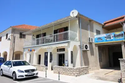 Zgrada u kojoj se nalazi apartman