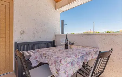 Balkon ili terasa u objektu Two-Bedroom Holiday Home In Pakovo Selo