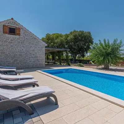Two-Bedroom Holiday Home In Pakovo Selo