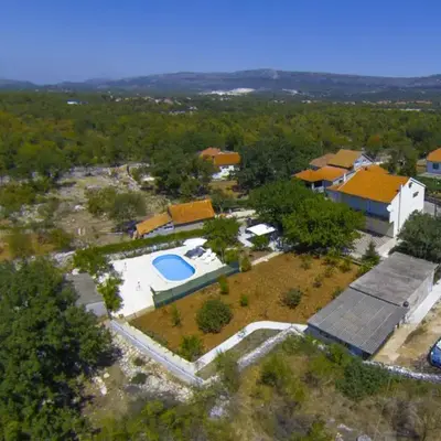 Holiday House Pod Suncem