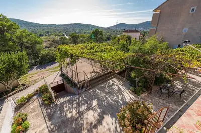 Pogled na planine ili pogled na planine iz apartmana