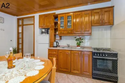 Kuhinja ili čajna kuhinja u objektu Apartments Klaric