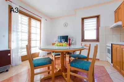 Kuhinja ili čajna kuhinja u objektu Apartments Klaric