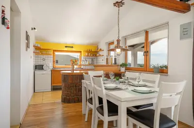 Kuhinja ili čajna kuhinja u objektu Apartman Skroza