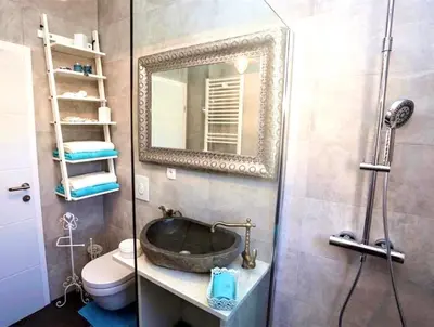 Kupaonica u objektu Eco-friendly Estate I