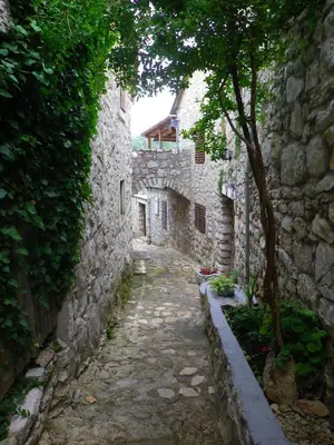 Zgrada u kojoj se nalazi vila