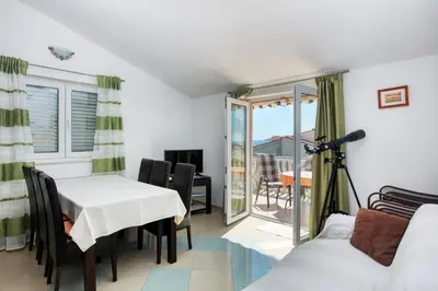 Pogled na planine ili pogled na planine iz apartmana