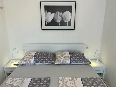 Krevet ili kreveti u jedinici u objektu Elegant Apartment Šibenik Center with Balcony & Private Parking