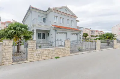 Zgrada u kojoj se nalazi apartman