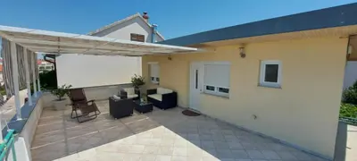 Zgrada u kojoj se nalazi apartman