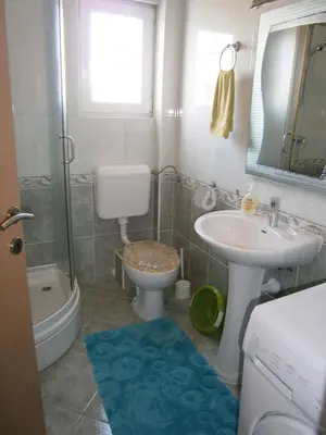 Kupaonica u objektu Beautiful holiday apartment Sanela for relaxed vacation