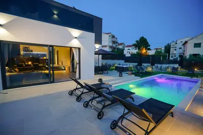 Bazen u objektu Villa Terrazza ili u blizini