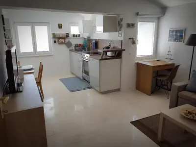 Kuhinja ili čajna kuhinja u objektu Apartmani EMMA
