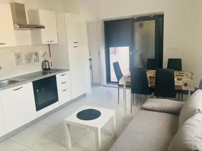 Kuhinja ili čajna kuhinja u objektu Villa Sole Tisno