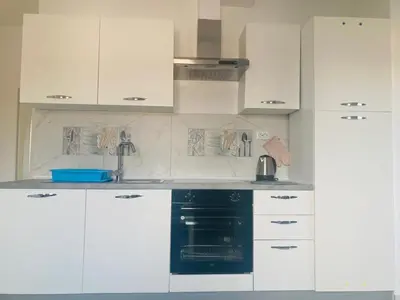 Kuhinja ili čajna kuhinja u objektu Villa Sole Tisno