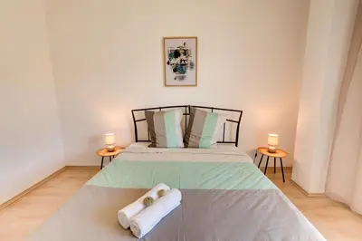 Krevet ili kreveti u jedinici u objektu Cozy Apartment Stana in Grebastica