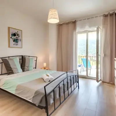 Cozy Apartment Stana in Grebastica