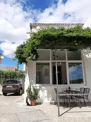 Zgrada u kojoj se nalazi apartman