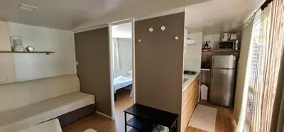 Kuhinja ili čajna kuhinja u objektu Mobile home Andreana