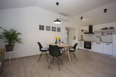 Kuhinja ili čajna kuhinja u objektu Apartments Tonia