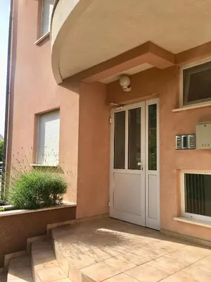 Zgrada u kojoj se nalazi apartman