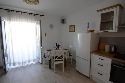 Kuhinja ili čajna kuhinja u objektu Apartmani Barba