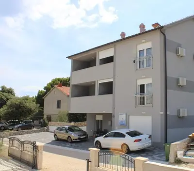 Zgrada u kojoj se nalazi aparthotel
