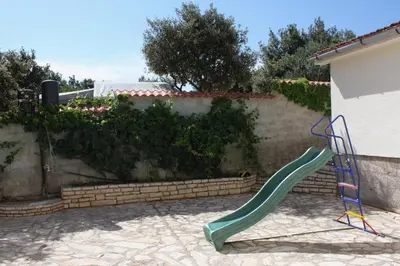 Dječje igralište u objektu Family friendly seaside apartments Jezera, Murter - 9502