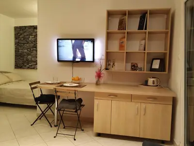 TV i/ili zabavni centar u objektu Šibenik Gorica Studio apartman 5XL