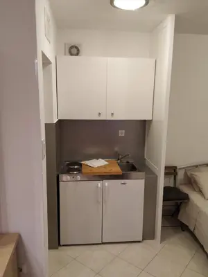 Kuhinja ili čajna kuhinja u objektu Šibenik Gorica Studio apartman 5XL