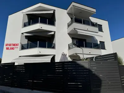 Zgrada u kojoj se nalazi apartman