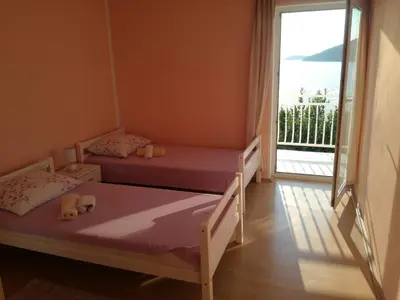 Krevet ili kreveti u jedinici u objektu Apartments by the sea Razanj, Rogoznica - 17559