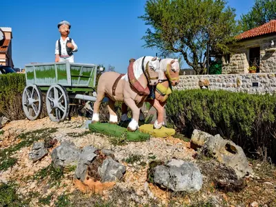 Gosti u objektu Holiday home Anita 2 for 8 persons with pool