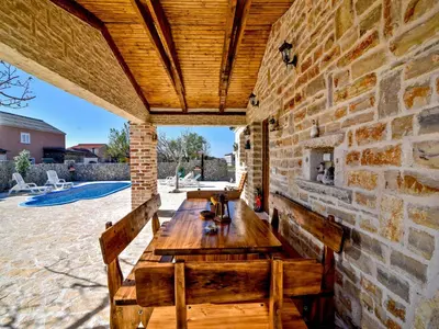 Popločani dio dvorišta ili vanjski dio objekta Holiday home Anita 2 for 8 persons with pool