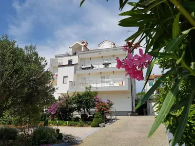 Zgrada u kojoj se nalazi apartman